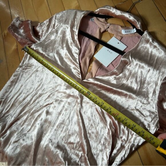 ALC Sz 6 NWT Blaise Dusty Pink Velvet Chocker Relaxed Party Blouse - Picture 11 of 12